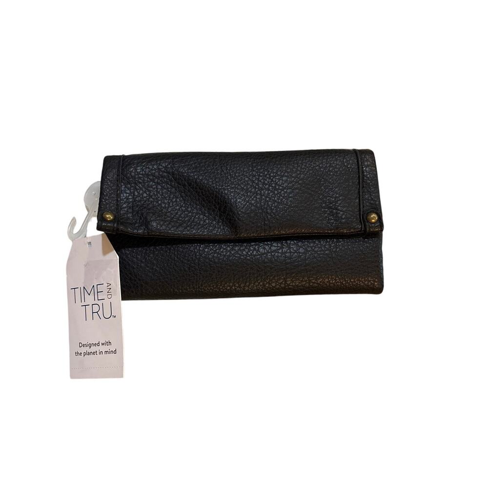 Time and Tru Black Faux Leather Wallet – New with Tags, Lots of Storage